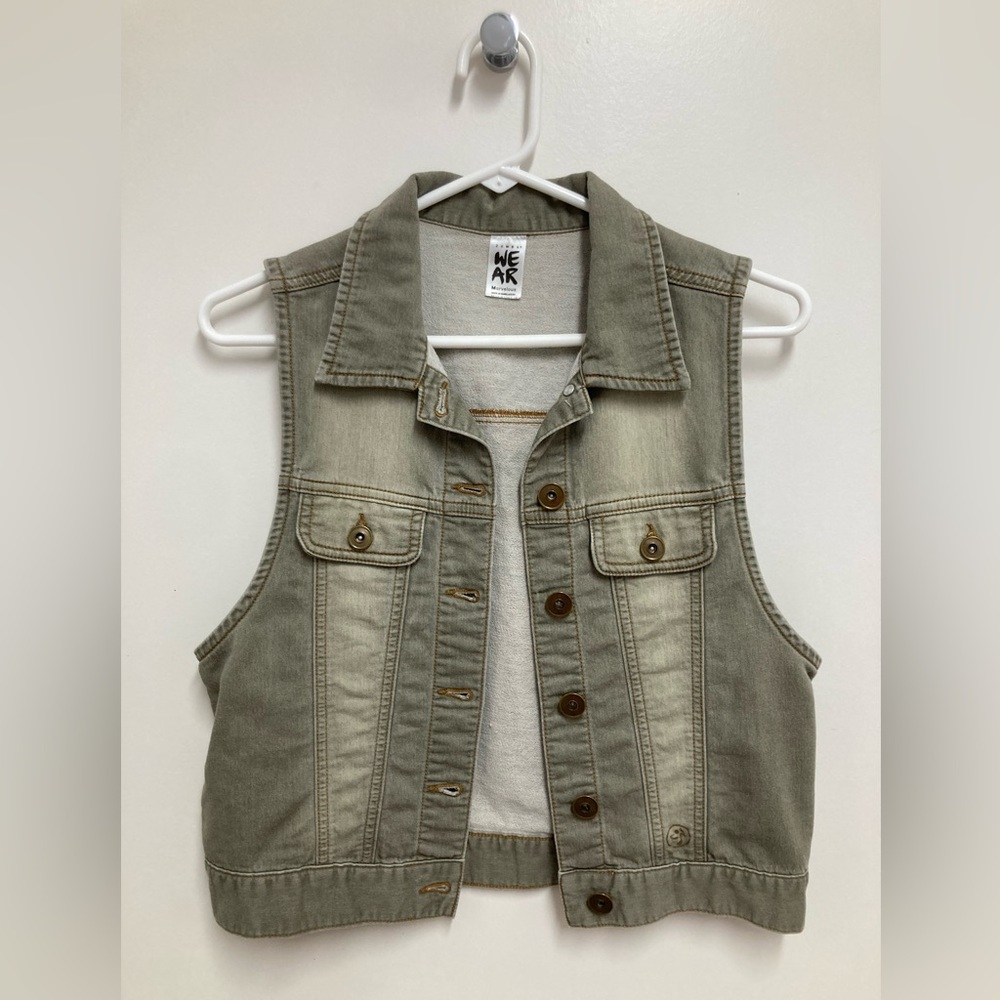 ZUMBA FITNESS | World Tour Denim Vest